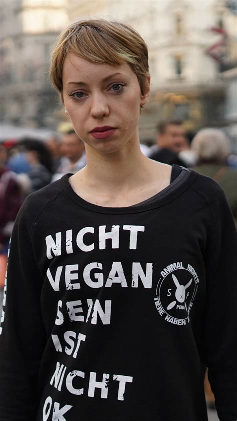 militante veganerin porno|Militante Veganerin